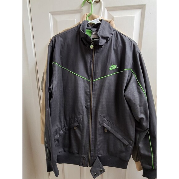 2 Nike jackets size L - Picture 2 of 7